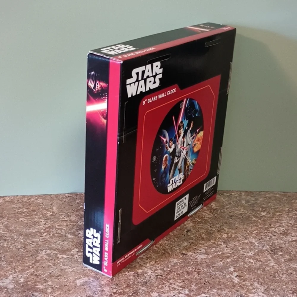 Star Wars New Hope Glass Clock NEW! Leia Luke Han Vader C3PO R2D2 Sealed in Box!
